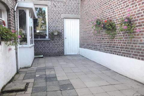 (OPTIE) Leuke rijwoning met 3 SLPK en tuin te centrum Melle 