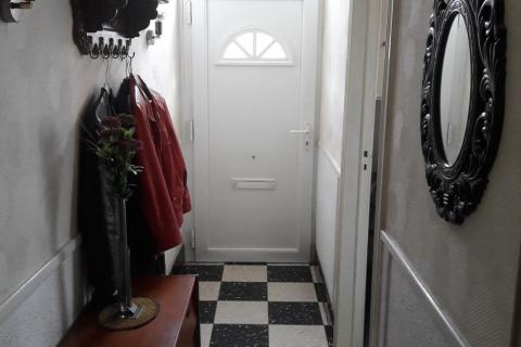 (OPTIE) Leuke rijwoning met 3 SLPK en tuin te centrum Melle 