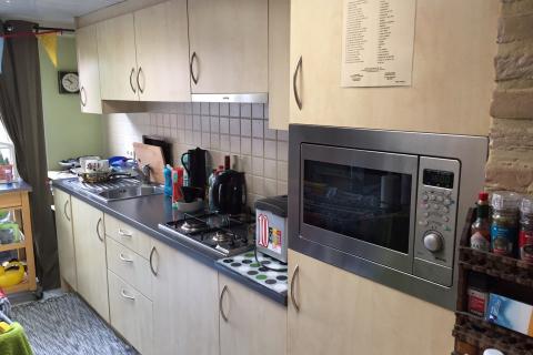 Leuke rijwoning te Merelbeke