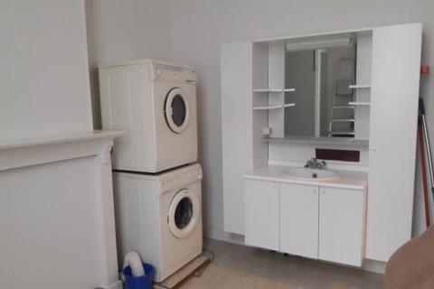 Leuke instapklare rijwoning met 2 SLPK te Gentbrugge
