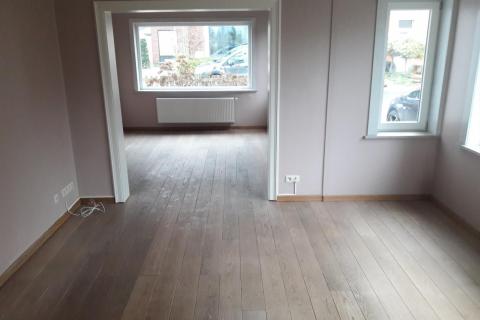 Rustig gelgen woning in de scheldevallei