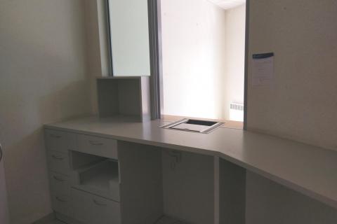 ( VERKOCHT ) Handelspand te koop te centrum Laarne