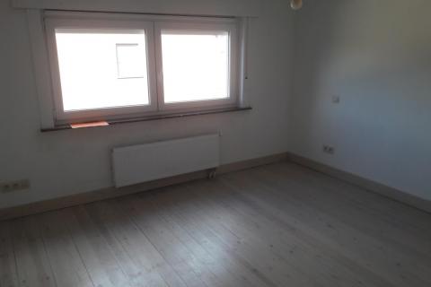 Rustig gelegen gerenoveerde 3 slpk woning te Oordegem
