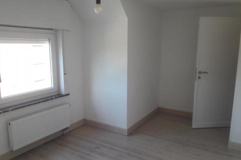 Rustig gelegen gerenoveerde 3 slpk woning te Oordegem
