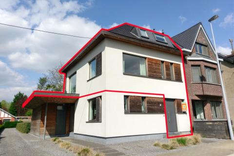 Bel-etage woning te Flora Merelbeke