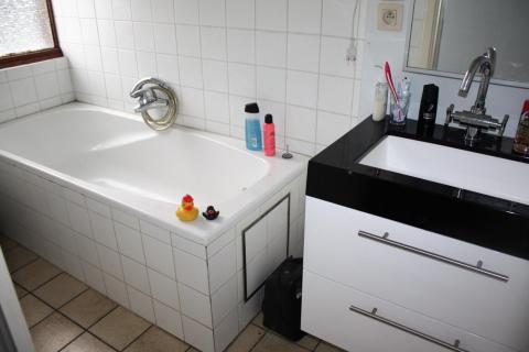 ( ALREEDS IN OPTIE ) Leuke starterswoning te Melle Centrum