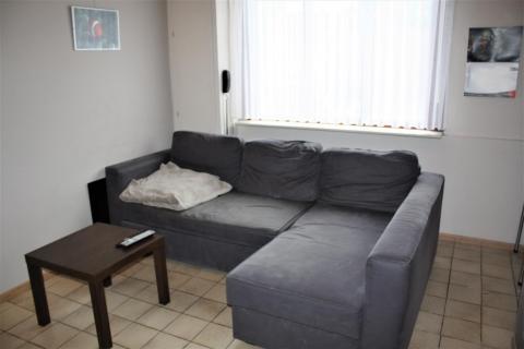 ( ALREEDS IN OPTIE ) Leuke starterswoning te Melle Centrum