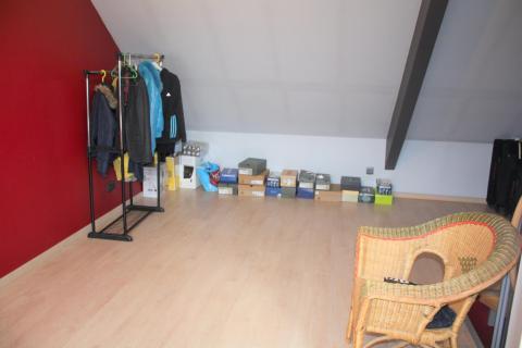 Woonst op centrale ligging te Melle te koop