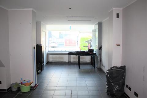 Woonst op centrale ligging te Melle te koop