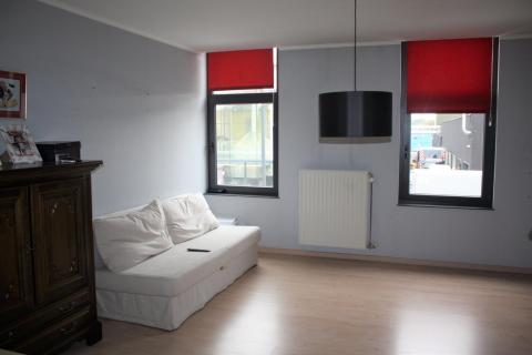 Woonst op centrale ligging te Melle te koop