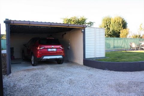 ( IN OPTIE ) Gezellige instapklare woning met leuke tuin te Burst