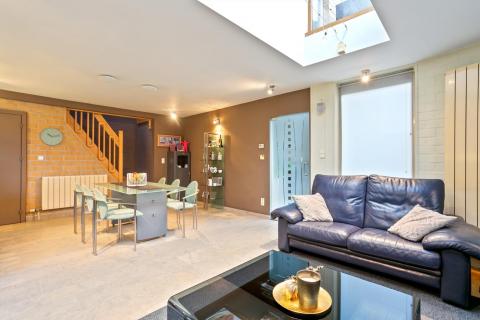 ( IN OPTIE ) Gezellige instapklare woning met leuke tuin te Burst