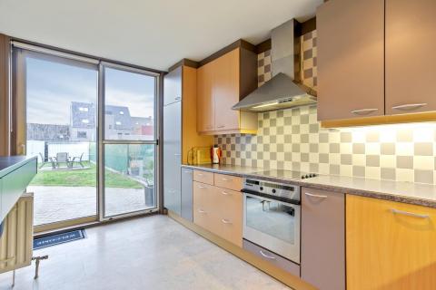 ( IN OPTIE ) Gezellige instapklare woning met leuke tuin te Burst