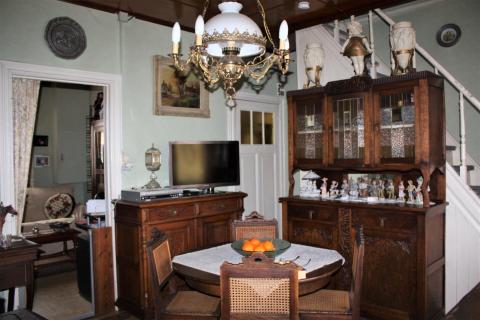 ( IN OPTIE ) Te renoveren HOB met 2 slaapkamers