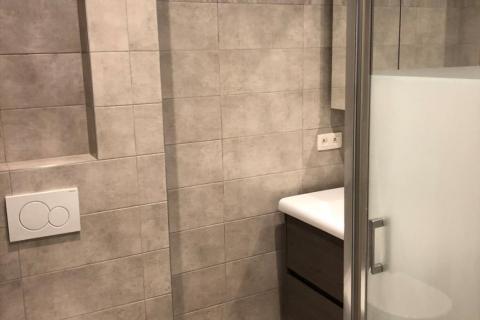 2 slpk appartement op de 1°verdieping te Sint-Amandsberg 
