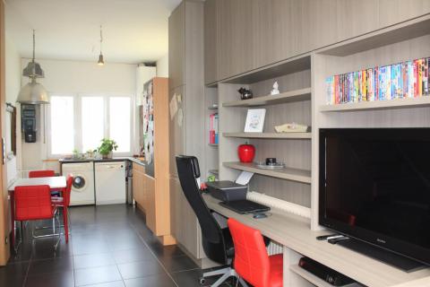 Fraaie rijwoning met 2 slpk en tuin te Melle