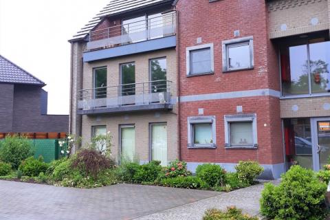 Luxe gelijkvloers appartement te Herzele met garage