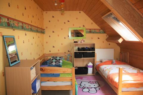 Gezellige 4 slpk woning met fraaie tuin te Scheldewindeke 