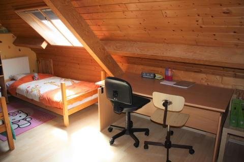 Gezellige 4 slpk woning met fraaie tuin te Scheldewindeke 