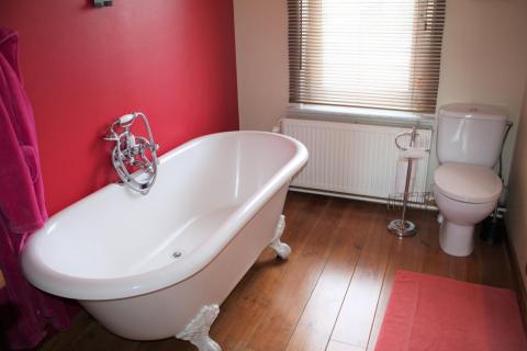 Gezellige 4 slpk woning met fraaie tuin te Scheldewindeke 