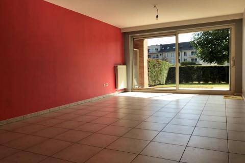 Lichtrijk 2-slaapkamer appartement met terras op het gelijklvoers