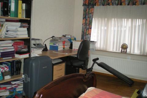 Halfopen bebouwing met tuin te huur