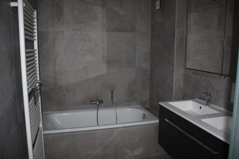 Nieuwbouw woning met 4 SLPK te huur te Gent/Mariakerke 