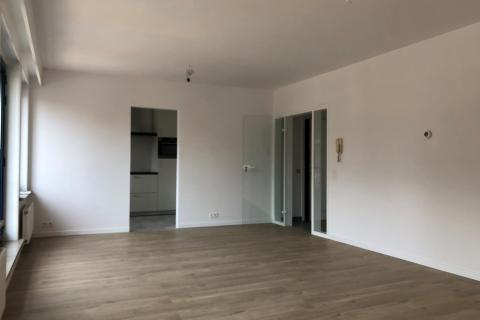 Vernieuwd appartement met 3 slaapkamers
