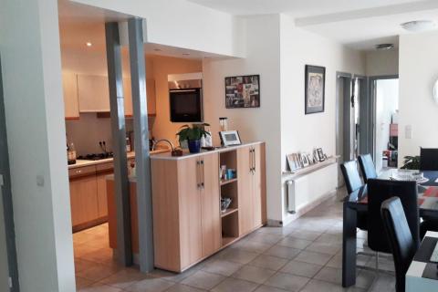 Gezellig GLV appartement met 2 SPLK en garage