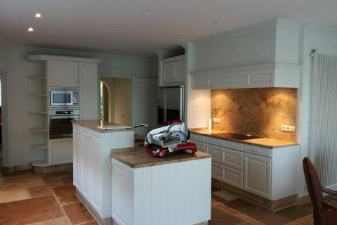 Exclusieve villa in residentieel landeliljke omgeving