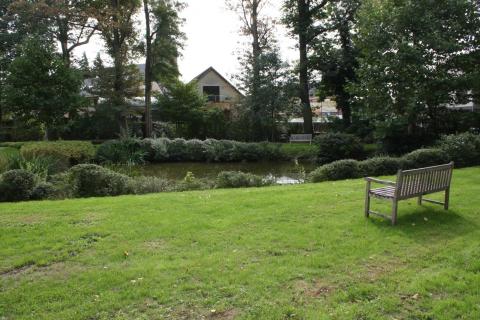 Prachtig villa-appartement in privé-park te Kwatrecht - grens Melle