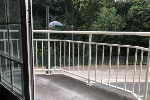 2slaapkamer appartement met terras en garage