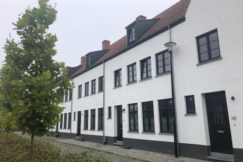 Schitterend herenhuis met 3 SLPK op de grens Merelbeke/Melle 