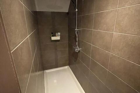 Bel-etage met 2 slaapkamers en garage te Melle