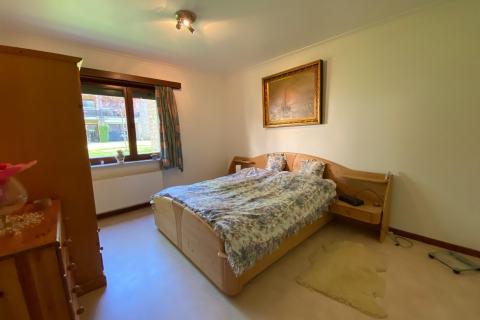 Gelijkvloers appartement met privé-terras in woonpark