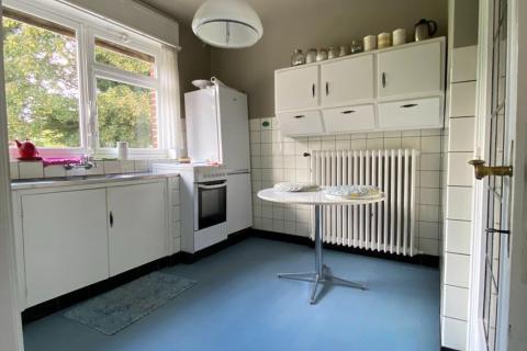 Te moderniseren bel-étage woning te Melle