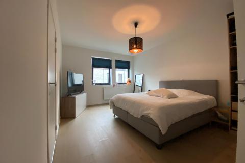 Nieuwbouwwoning met drie slaapkamers ( hob ) 
