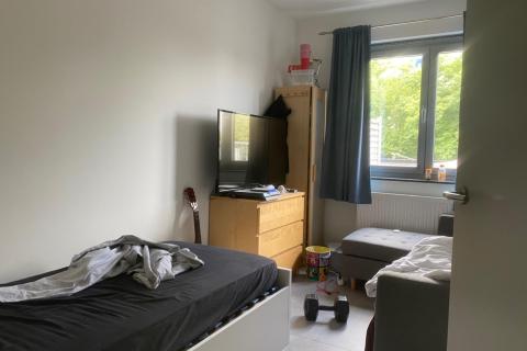 Nieuwbouwappartement op het eerste verdiep met 2 slaapkamers en terras.