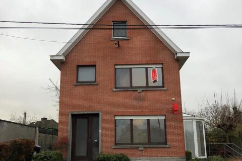Appartement met ruime slaapkamer in Gijzenzele