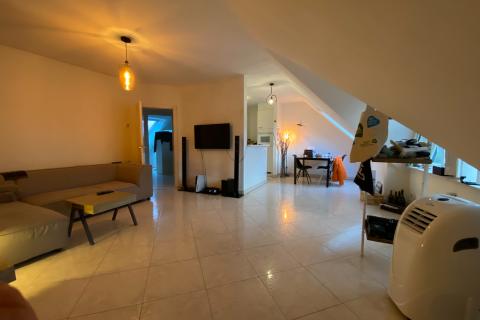 Gezellig dakappartement te Melle met garage 
