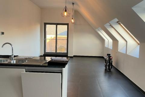 Gezellig dakappartement met lift in Melle: 1 slaapkamer, 77.00m², EPC 139.00