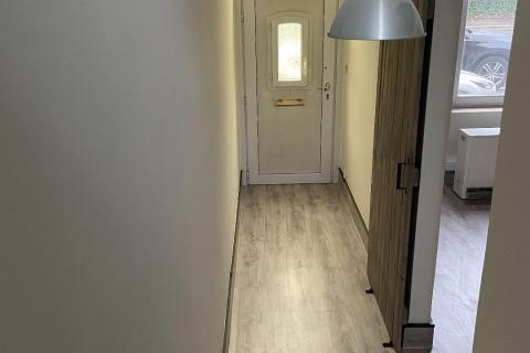 Ruime rijwoning met tuin en terras in Destelbergen: 3 slaapkamers, 175m² bewoonbare oppervlakte, EPC-waarde 459.00, energielabel E