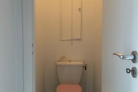 Eerste verdieping appartement met terras en 2 slaapkamers in Gent - bewoonbare oppervlakte 98.00 - EPC-waarde 283.00 - Energielabel C