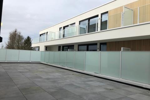 Service Flat in Wetteren met terras, lift, 1 slaapkamer, bouwjaar 2019 en zorgverlening. Inclusief restaurant, fitnessruimte, welness, tuin, animatie, petanqueb