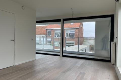 Prachtige service flat met terras in Wetteren, bouwjaar 2019, 1 slaapkamer, zorgverlening, restaurant, fitnessruimte, wellness, tuin, petanquebaan, kapper, EPC-