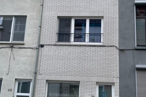 Mooie rijwoning met tuin en 2 slaapkamers in Gent - Standaard woning met EPC-waarde 334.00, energielabel D, perceeloppervlakte 191.00, bewoonbare oppervlakte 13