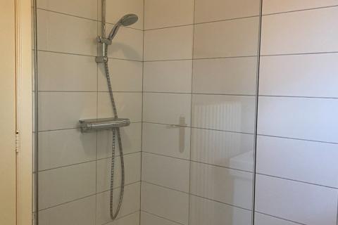 Ruime open bebouwing met tuin en garage in landelijke Laarne, perceeloppervlakte 880 m², bewoonbare oppervlakte 112m², oriëntatie tuin zuidwesten