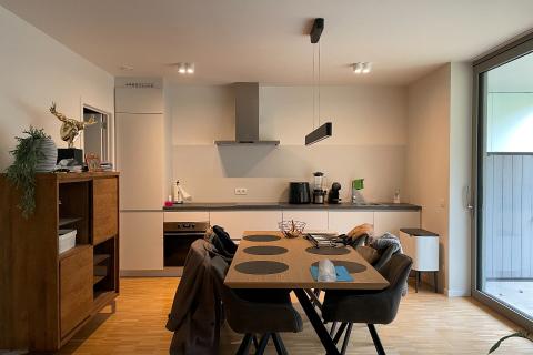 Gelijkvloers appartement met tuin op het zuidwesten, 2 slaapkamers en 2 parkeerplaatsen in Melle
