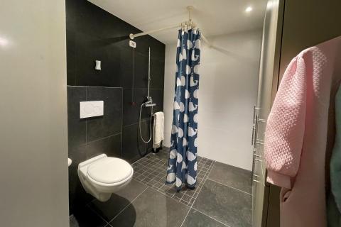 Ruime senioren flat in Melle met terras, lift, garage en kelder- 70.00 m² bewoonbare oppervlakte, persoonlijk alarm- en oproepsysteem, Energielabel A