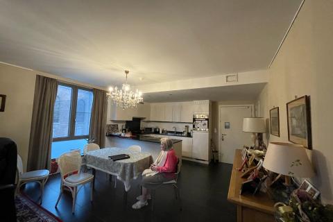 Ruime senioren flat in Melle met terras, lift, garage en kelder- 70.00 m² bewoonbare oppervlakte, persoonlijk alarm- en oproepsysteem, Energielabel A